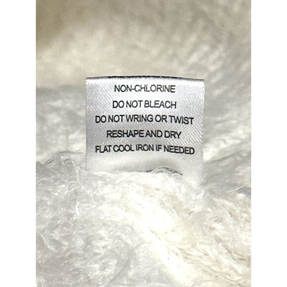 Woven Heart Large Ivory Fuzzy Floral Embroidered Sweater Cottagecore Cozy Chicly - Picture 9 of 11